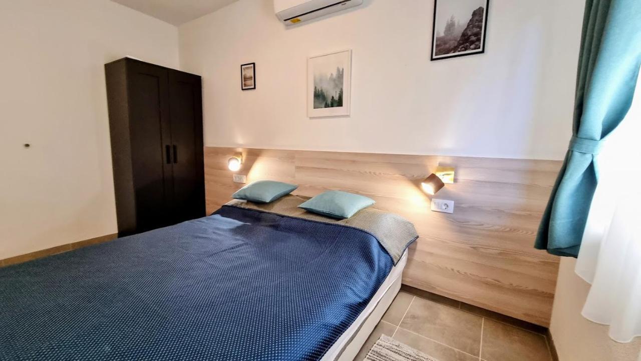 Dorijini Dvori Bed and Breakfast Baška Voda Eksteriør billede