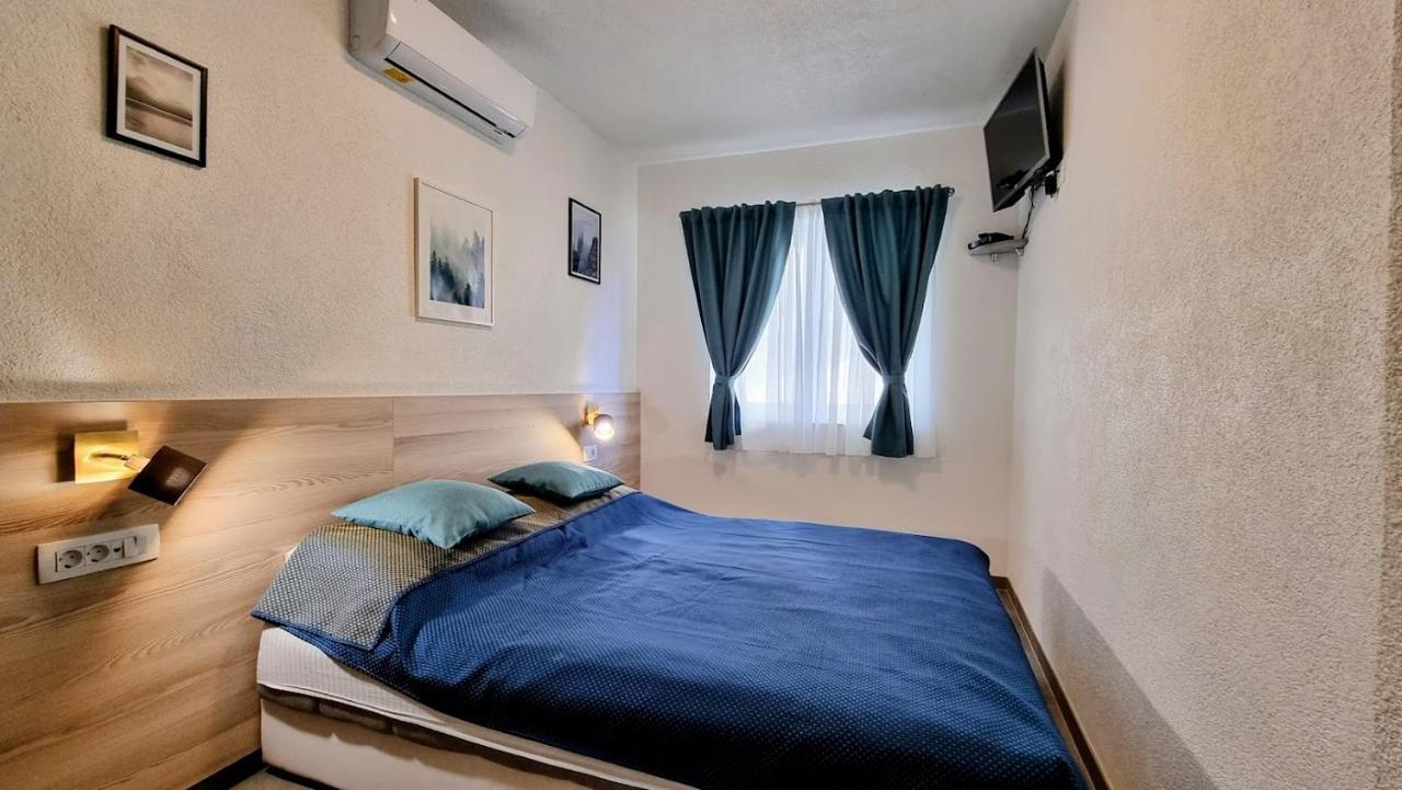 Dorijini Dvori Bed and Breakfast Baška Voda Eksteriør billede