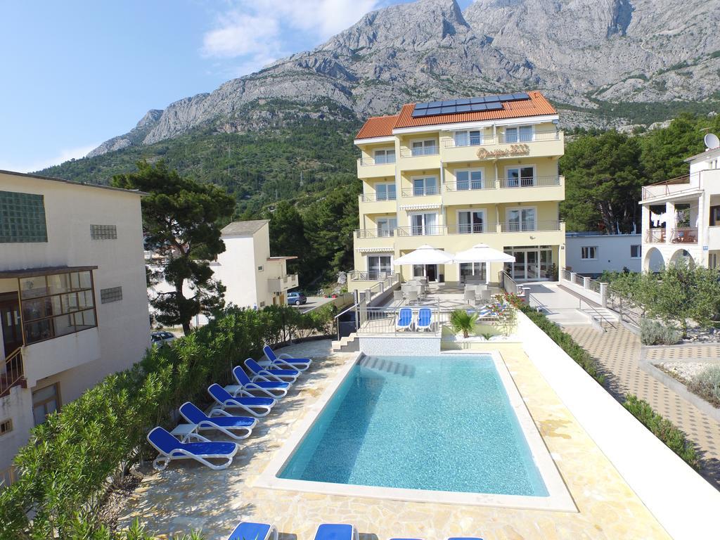 Dorijini Dvori Bed and Breakfast Baška Voda Eksteriør billede