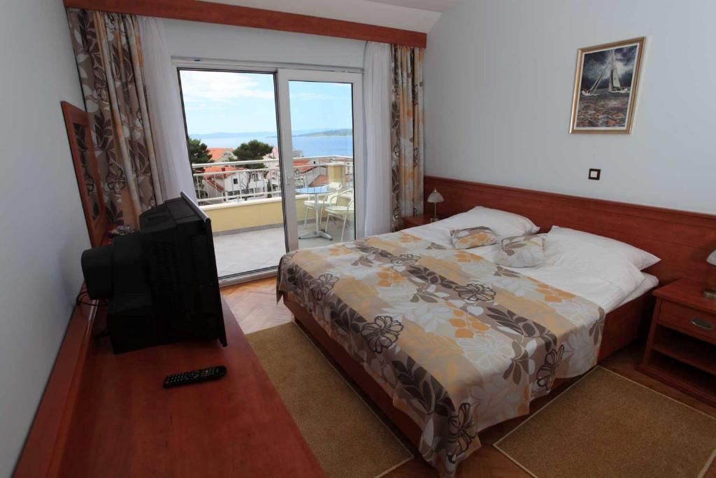 Dorijini Dvori Bed and Breakfast Baška Voda Eksteriør billede